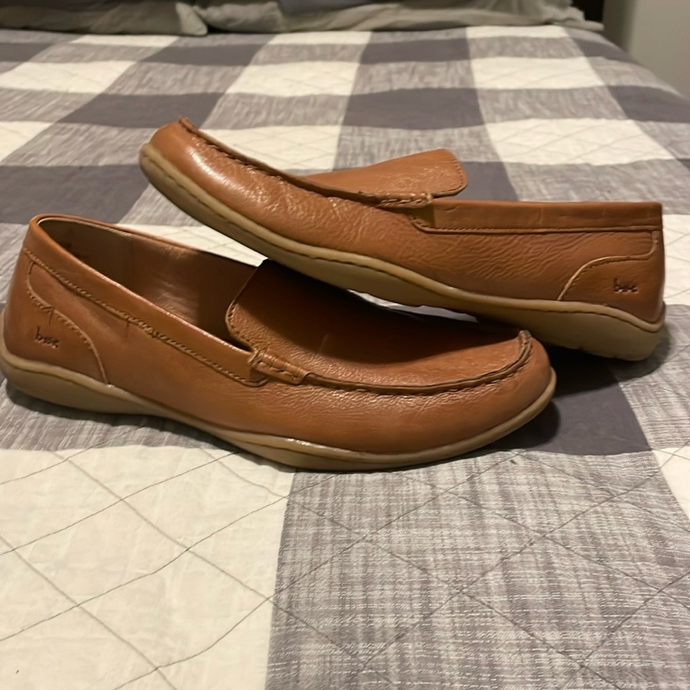 Born 11 loafers